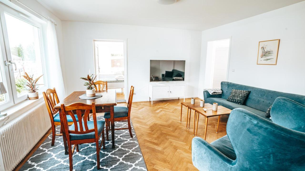 Byggmaestare Villan Motala Buitenkant foto